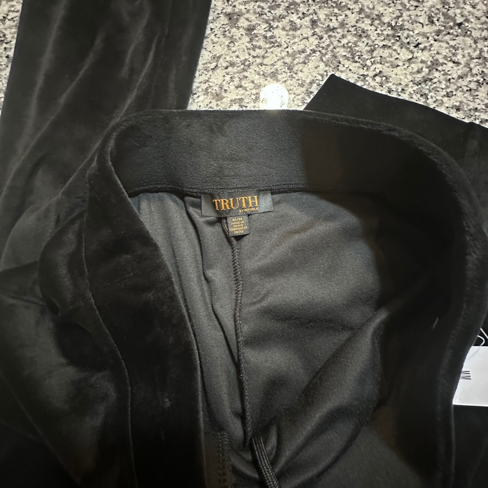 NWT Truth Black Velour Rhinestone Skull Tracksuit Set 2 Piece Zip Up Hoodie M - Picture 9 of 16